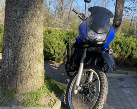 Синий Кавасаки KLR 650, объемом двигателя 0.65 л и пробегом 12 тыс. км за 5300 $, фото 1 на Automoto.ua