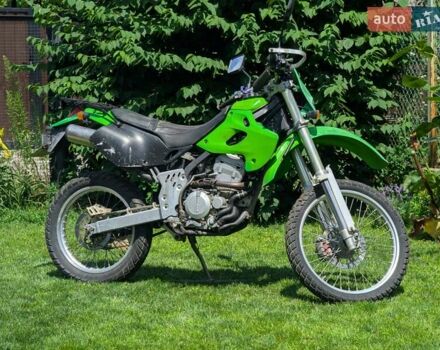 Кавасаки KLX 250, объемом двигателя 0 л и пробегом 50 тыс. км за 1750 $, фото 4 на Automoto.ua