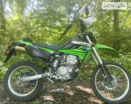 Зеленый Кавасаки KLX 250, объемом двигателя 0.25 л и пробегом 8 тыс. км за 4600 $, фото 2 на Automoto.ua