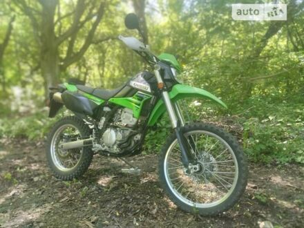 Зелений Кавасакі KLX 250, об'ємом двигуна 0.25 л та пробігом 8 тис. км за 4600 $, фото 1 на Automoto.ua