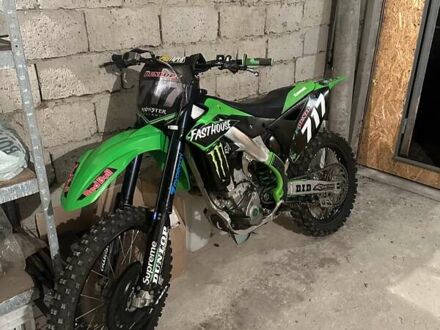 Кавасакі KX 250F 2016 у Харкові на Automoto.ua Зелений Кавасакі KX 250F, об'ємом двигуна 0 л та пробігом 110 тис. км за 3550 $, фото 1 на Automoto.ua