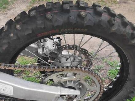 Кавасаки KX 450F 2015 в Краматорске на Automoto.ua Кавасаки KX 450F, объемом двигателя 0 л и пробегом 200 тыс. км за 4300 $, фото 1 на Automoto.ua
