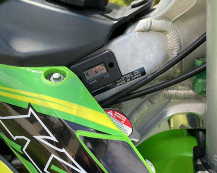 Зеленый Кавасаки KX 450F, объемом двигателя 0.45 л и пробегом 1 тыс. км за 4699 $, фото 5 на Automoto.ua
