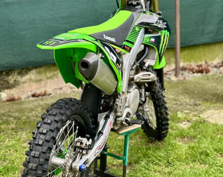 Зеленый Кавасаки KX 450F, объемом двигателя 0.45 л и пробегом 1 тыс. км за 6300 $, фото 9 на Automoto.ua