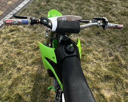 Зеленый Кавасаки KX 85, объемом двигателя 0.08 л и пробегом 5 тыс. км за 1700 $, фото 5 на Automoto.ua