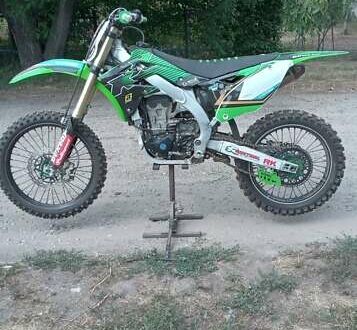 Кавасаки KXF 450 Racing 2014 в Харькове на Automoto.ua Кавасаки KXF 450 Racing, объемом двигателя 0 л и пробегом 1 тыс. км за 4000 $, фото 1 на Automoto.ua