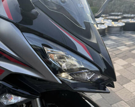 Черный Кавасаки Ninja 1000 SX, объемом двигателя 1.04 л и пробегом 3 тыс. км за 14900 $, фото 3 на Automoto.ua