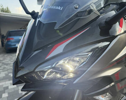 Черный Кавасаки Ninja 1000 SX, объемом двигателя 1.04 л и пробегом 3 тыс. км за 14900 $, фото 2 на Automoto.ua