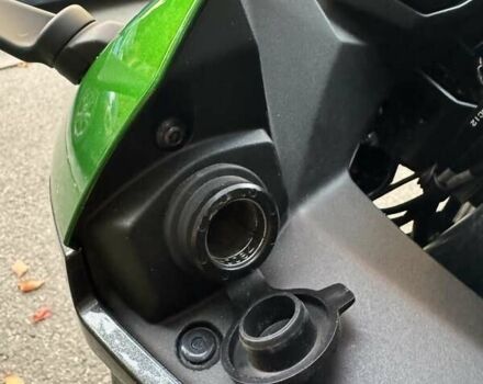 Зеленый Кавасаки Ninja 1000 SX, объемом двигателя 1 л и пробегом 26 тыс. км за 15500 $, фото 12 на Automoto.ua
