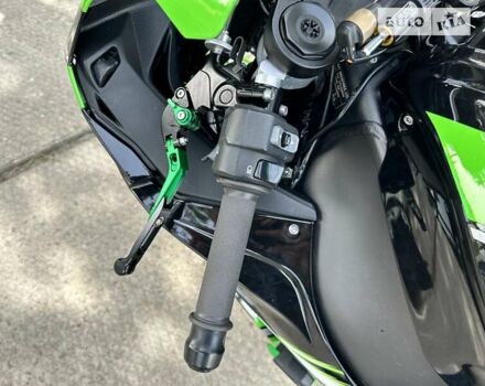 Кавасаки Ninja 1000 ZX-10R, объемом двигателя 0 л и пробегом 8 тыс. км за 14400 $, фото 12 на Automoto.ua