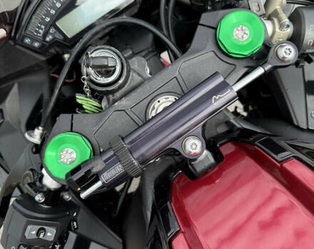 Кавасаки Ninja 1000 ZX-10R, объемом двигателя 1 л и пробегом 13 тыс. км за 15500 $, фото 4 на Automoto.ua