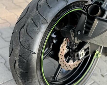 Зеленый Кавасаки Ninja 1000 ZX-10R, объемом двигателя 1 л и пробегом 28 тыс. км за 9999 $, фото 21 на Automoto.ua