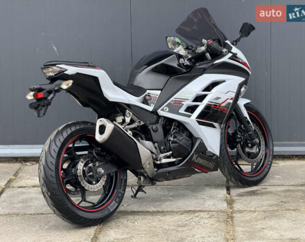 Кавасаки Ninja 250, объемом двигателя 0.25 л и пробегом 15 тыс. км за 3800 $, фото 4 на Automoto.ua