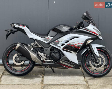 Кавасаки Ninja 250, объемом двигателя 0.25 л и пробегом 15 тыс. км за 3800 $, фото 3 на Automoto.ua