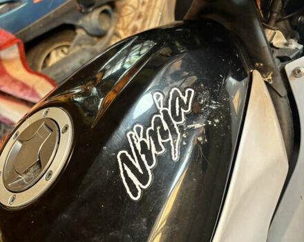 Кавасакі Ninja 250, об'ємом двигуна 0.25 л та пробігом 4 тис. км за 1400 $, фото 6 на Automoto.ua