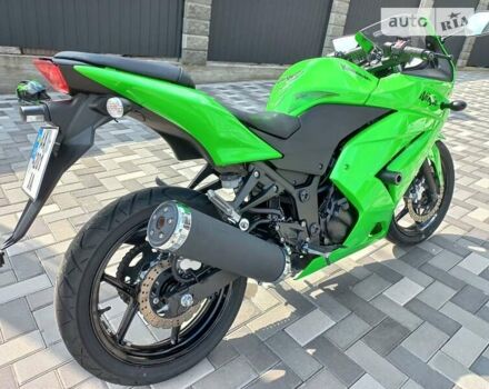 Зелений Кавасакі Ninja 250, об'ємом двигуна 0.25 л та пробігом 7 тис. км за 3500 $, фото 6 на Automoto.ua