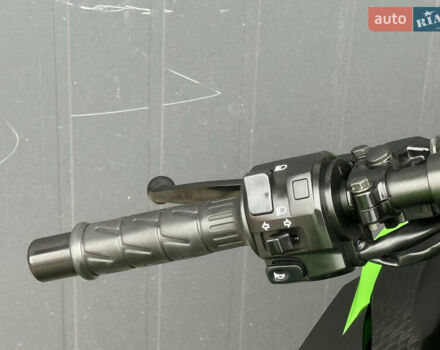 Зеленый Кавасаки Ninja 250, объемом двигателя 0.25 л и пробегом 10 тыс. км за 3800 $, фото 10 на Automoto.ua