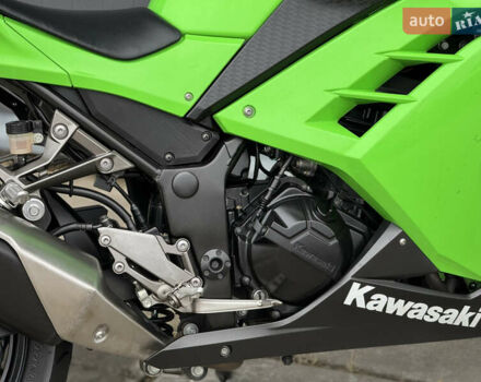 Зеленый Кавасаки Ninja 250, объемом двигателя 0.25 л и пробегом 10 тыс. км за 3800 $, фото 6 на Automoto.ua