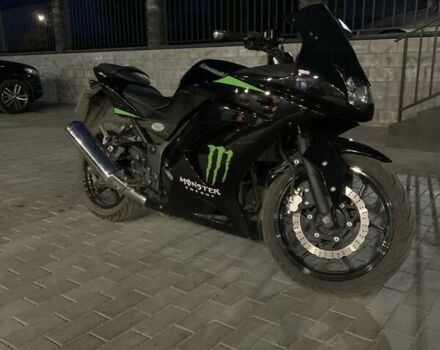 Чорний Кавасакі Ninja 250R, об'ємом двигуна 0.25 л та пробігом 19 тис. км за 2500 $, фото 1 на Automoto.ua