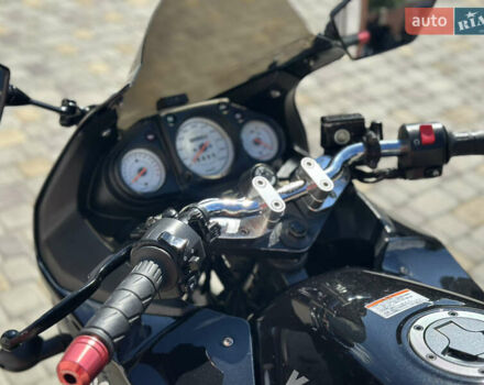 Черный Кавасаки Ninja 250R, объемом двигателя 0.25 л и пробегом 30 тыс. км за 2900 $, фото 14 на Automoto.ua