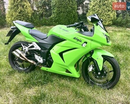 Зелений Кавасакі Ninja 250R, об'ємом двигуна 0.25 л та пробігом 24 тис. км за 5500 $, фото 2 на Automoto.ua
