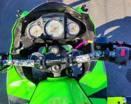 Зеленый Кавасаки Ninja 250R, объемом двигателя 0.25 л и пробегом 21 тыс. км за 3200 $, фото 4 на Automoto.ua