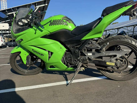 Зелений Кавасакі Ninja 250R, об'ємом двигуна 0 л та пробігом 30 тис. км за 3500 $, фото 1 на Automoto.ua