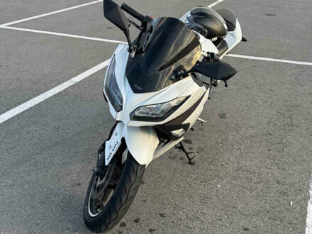 Білий Кавасакі Ninja 300, об'ємом двигуна 0.3 л та пробігом 24 тис. км за 3500 $, фото 1 на Automoto.ua