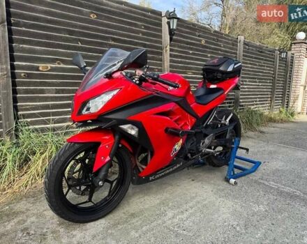 Кавасаки Ninja 300 2016 в Киеве на Automoto.ua Красный Кавасаки Ninja 300, объемом двигателя 0.3 л и пробегом 33 тыс. км за 3500 $, фото 2 на Automoto.ua