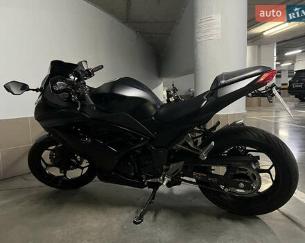 Кавасаки Ninja 300, объемом двигателя 0 л и пробегом 17 тыс. км за 5300 $, фото 3 на Automoto.ua