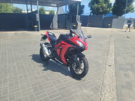 Кавасаки Ninja 300, объемом двигателя 0.3 л и пробегом 0 тыс. км за 3400 $, фото 1 на Automoto.ua
