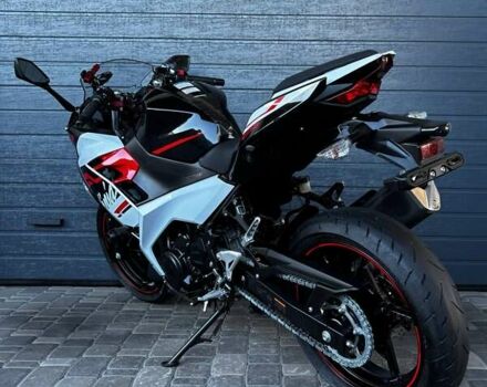 Белый Кавасаки Ninja 400, объемом двигателя 0.4 л и пробегом 20 тыс. км за 5900 $, фото 6 на Automoto.ua