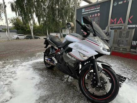 Кавасаки Ninja 400 2013 в Белой Церкве на Automoto.ua Белый Кавасаки Ninja 400, объемом двигателя 0.4 л и пробегом 23 тыс. км за 3600 $, фото 1 на Automoto.ua