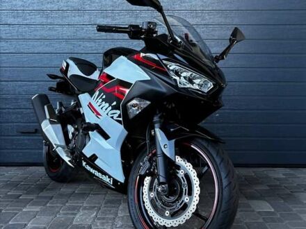 Белый Кавасаки Ninja 400, объемом двигателя 0.4 л и пробегом 20 тыс. км за 5900 $, фото 1 на Automoto.ua