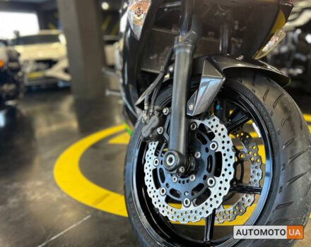 Черный Кавасаки Ninja 400, объемом двигателя 0.4 л и пробегом 14 тыс. км за 5000 $, фото 13 на Automoto.ua