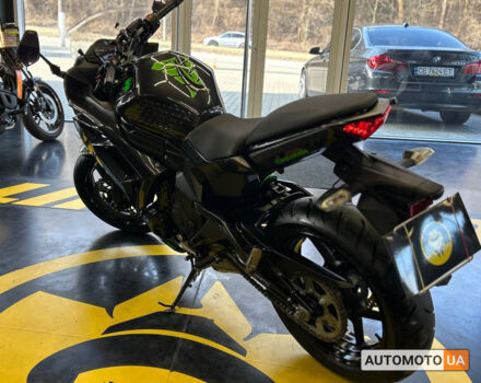 Черный Кавасаки Ninja 400, объемом двигателя 0.4 л и пробегом 14 тыс. км за 5000 $, фото 4 на Automoto.ua