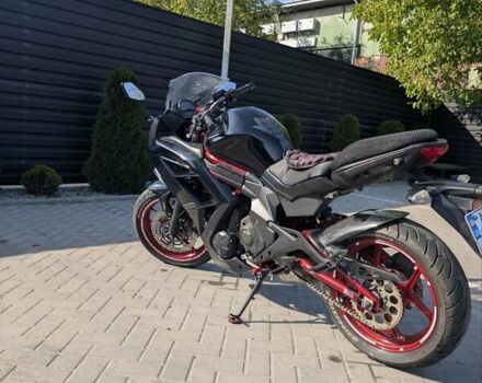 Черный Кавасаки Ninja 400, объемом двигателя 0.4 л и пробегом 26 тыс. км за 4050 $, фото 5 на Automoto.ua