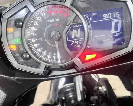 Черный Кавасаки Ninja 400, объемом двигателя 0.4 л и пробегом 9 тыс. км за 5200 $, фото 5 на Automoto.ua