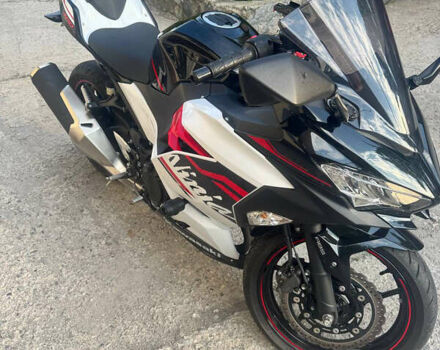 Черный Кавасаки Ninja 400, объемом двигателя 0.4 л и пробегом 8 тыс. км за 6200 $, фото 4 на Automoto.ua