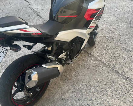 Черный Кавасаки Ninja 400, объемом двигателя 0.4 л и пробегом 8 тыс. км за 6200 $, фото 3 на Automoto.ua