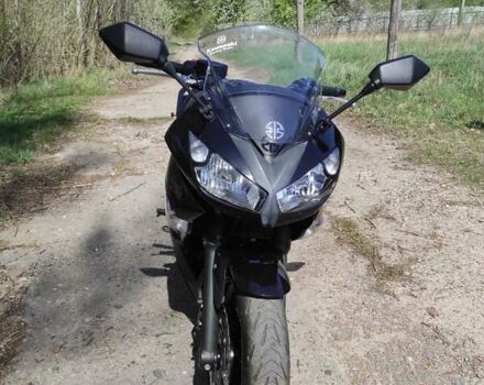 Черный Кавасаки Ninja 400, объемом двигателя 0.4 л и пробегом 27 тыс. км за 4200 $, фото 1 на Automoto.ua