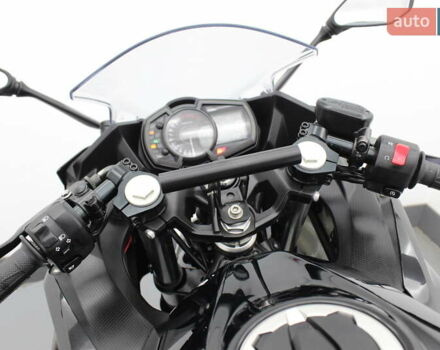 Черный Кавасаки Ninja 400, объемом двигателя 0.4 л и пробегом 19 тыс. км за 4900 $, фото 15 на Automoto.ua