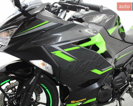 Черный Кавасаки Ninja 400, объемом двигателя 0.4 л и пробегом 19 тыс. км за 4900 $, фото 12 на Automoto.ua