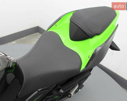 Черный Кавасаки Ninja 400, объемом двигателя 0.4 л и пробегом 19 тыс. км за 4900 $, фото 18 на Automoto.ua