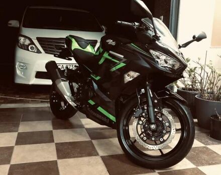 Черный Кавасаки Ninja 400, объемом двигателя 0 л и пробегом 16 тыс. км за 4550 $, фото 3 на Automoto.ua