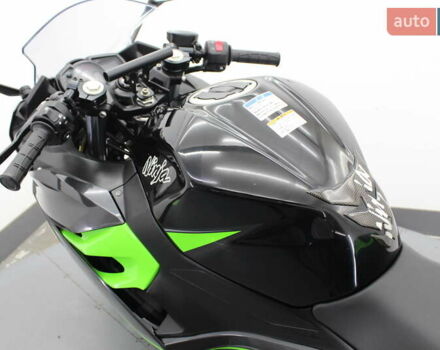 Черный Кавасаки Ninja 400, объемом двигателя 0.4 л и пробегом 19 тыс. км за 4900 $, фото 13 на Automoto.ua