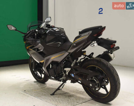 Чорний Кавасакі Ninja 400, об'ємом двигуна 0.4 л та пробігом 12 тис. км за 5999 $, фото 5 на Automoto.ua