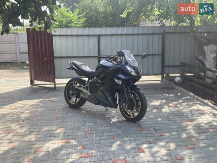 Кавасаки Ninja 400 2011 в Кривом Роге на Automoto.ua Черный Кавасаки Ninja 400, объемом двигателя 0.4 л и пробегом 24 тыс. км за 4200 $, фото 1 на Automoto.ua