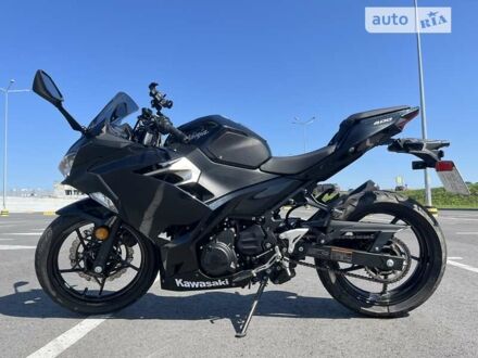 Кавасаки Ninja 400 2017 в Львове на Automoto.ua Черный Кавасаки Ninja 400, объемом двигателя 0.4 л и пробегом 5 тыс. км за 6400 $, фото 1 на Automoto.ua