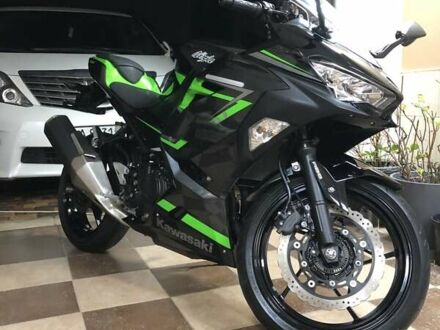 Черный Кавасаки Ninja 400, объемом двигателя 0 л и пробегом 16 тыс. км за 4550 $, фото 1 на Automoto.ua